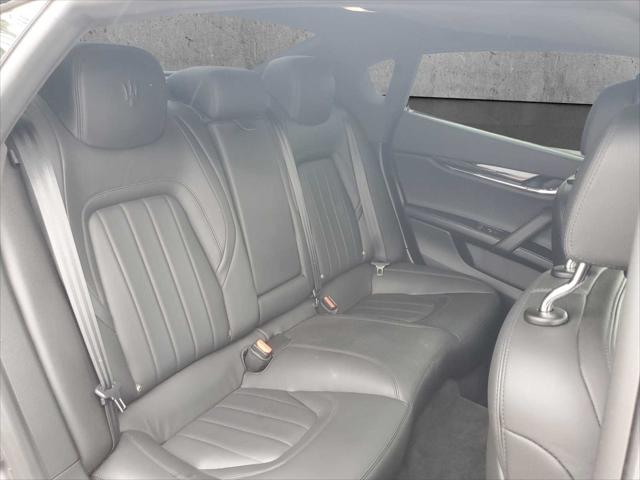 2022 Maserati Quattroporte Modena Q4