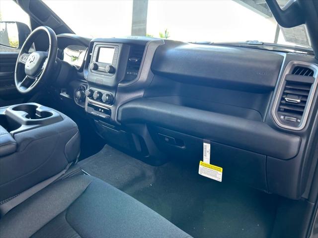 2024 RAM Ram 1500 RAM 1500 TRADESMAN CREW CAB 4X4 57 BOX