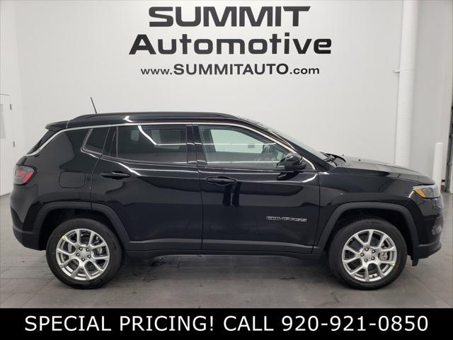 2024 Jeep Compass COMPASS LATITUDE LUX 4X4