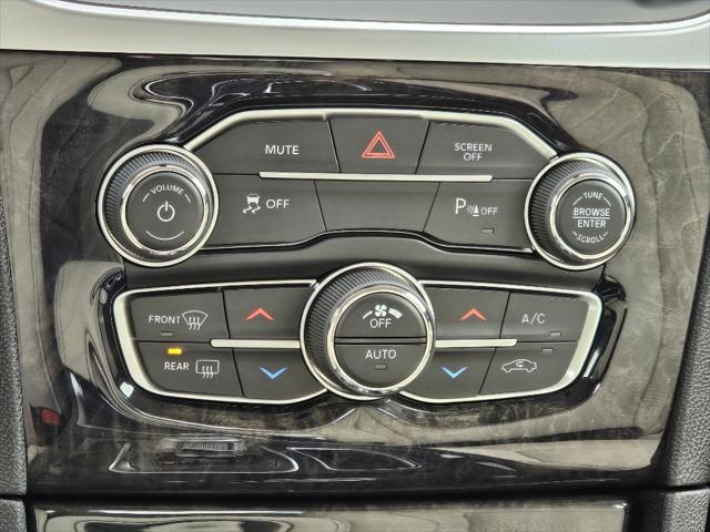 2023 Chrysler Chrysler 300 300 TOURING L RWD