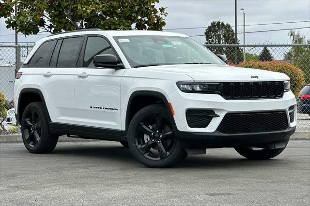 2024 Jeep Grand Cherokee GRAND CHEROKEE ALTITUDE 4X4