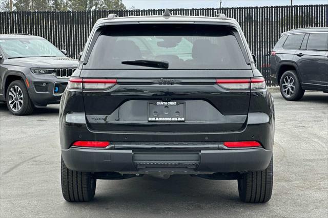 2024 Jeep Grand Cherokee Altitude 4x4