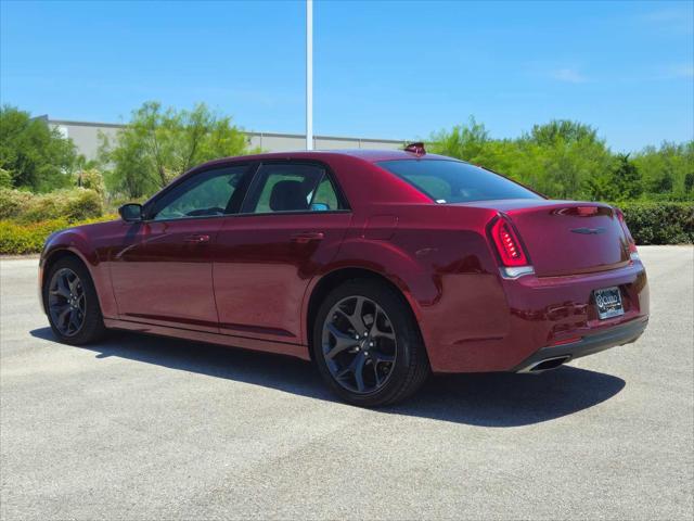 2023 Chrysler Chrysler 300 300S V6