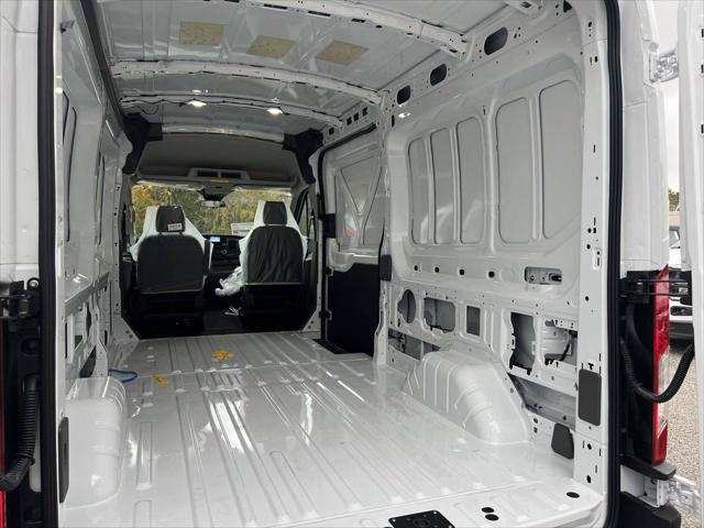 2023 Ford Transit Cargo Van T-250