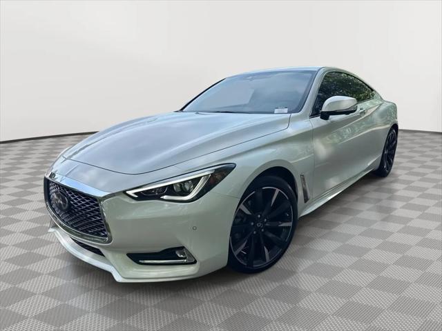 2022 INFINITI Q60 LUXE AWD