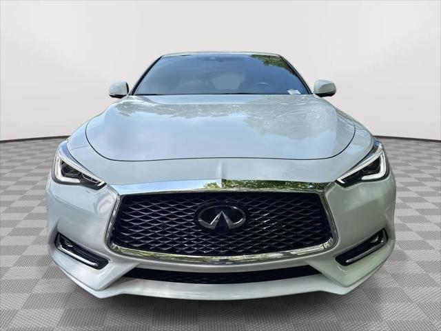 2022 INFINITI Q60 LUXE AWD