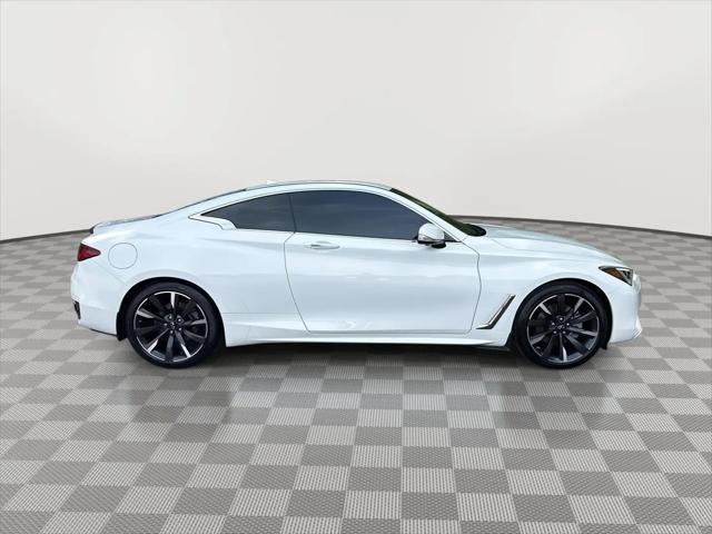 2022 INFINITI Q60 LUXE AWD