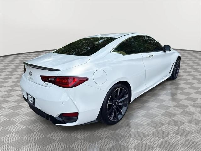 2022 INFINITI Q60 LUXE AWD