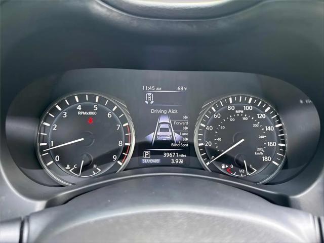 2022 INFINITI Q60 LUXE AWD