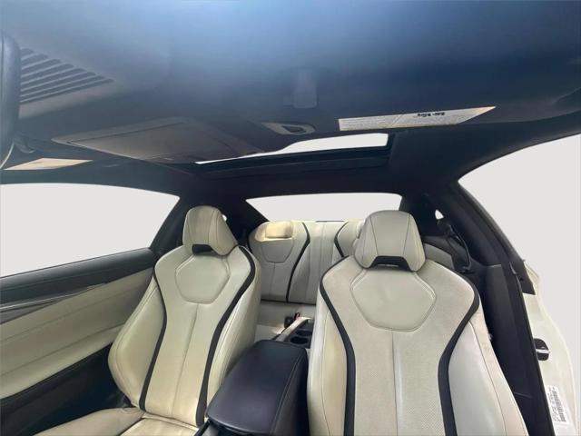 2022 INFINITI Q60 LUXE AWD