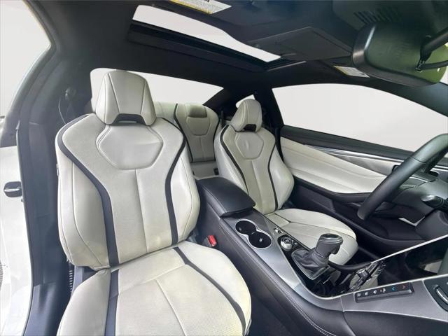 2022 INFINITI Q60 LUXE AWD