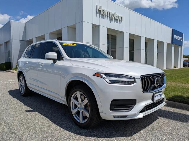 2020 Volvo XC90 T6 Momentum 7 Passenger