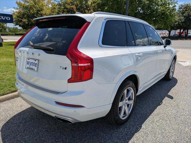 2020 Volvo XC90 T6 Momentum 7 Passenger