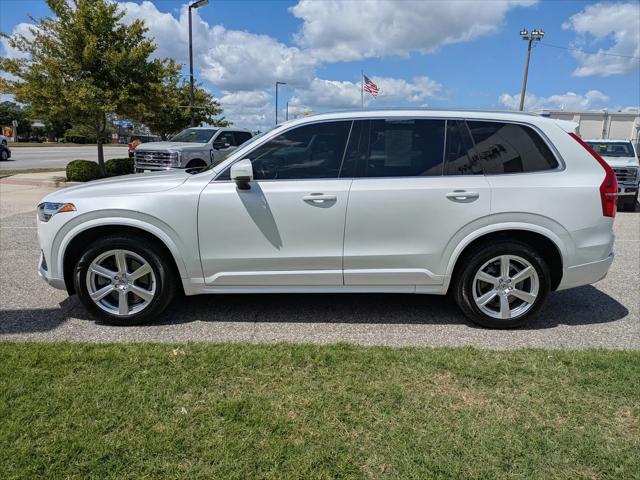 2020 Volvo XC90 T6 Momentum 7 Passenger