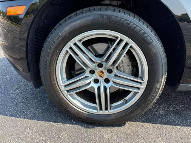 2015 Porsche Macan S