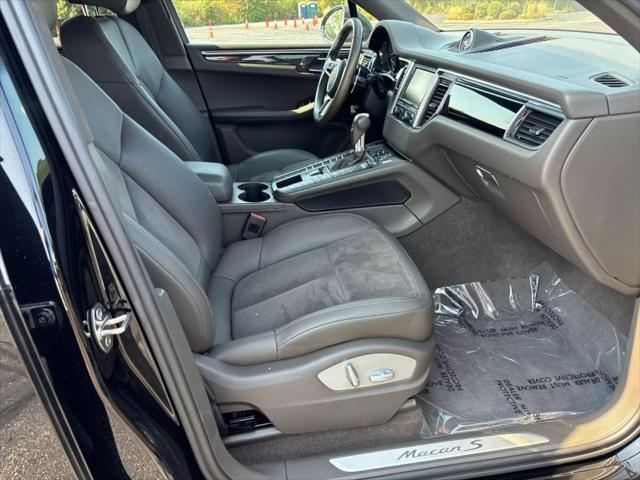 2015 Porsche Macan S