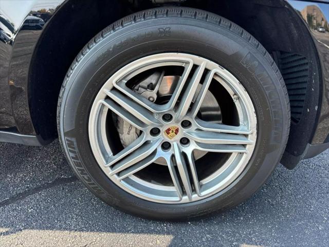 2015 Porsche Macan S