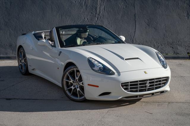 2013 Ferrari California 2DR CONV