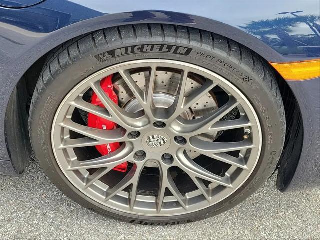2017 Porsche 911 Carrera 4S