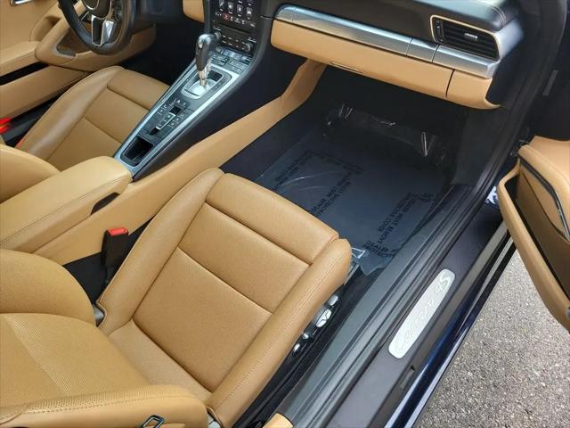 2017 Porsche 911 Carrera 4S