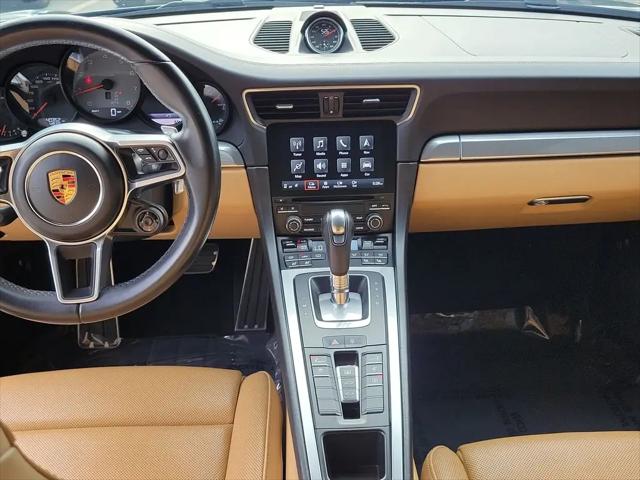 2017 Porsche 911 Carrera 4S