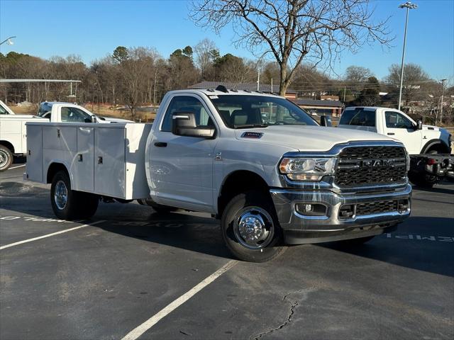 2024 RAM Ram 3500 Chassis Cab RAM 3500 TRADESMAN CHASSIS REGULAR CAB 4X2 84 CA