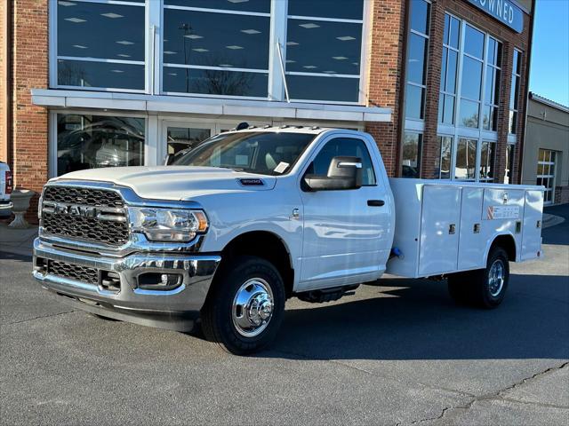 2024 RAM Ram 3500 Chassis Cab RAM 3500 TRADESMAN CHASSIS REGULAR CAB 4X2 84 CA