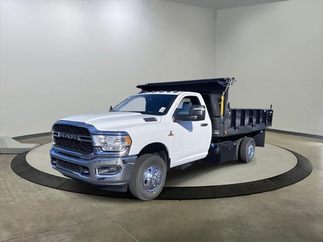 2024 RAM Ram 3500 Chassis Cab RAM 3500 TRADESMAN CHASSIS REGULAR CAB 4X2 84 CA