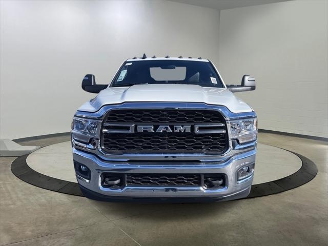 2024 RAM Ram 3500 Chassis Cab RAM 3500 TRADESMAN CHASSIS REGULAR CAB 4X2 84 CA