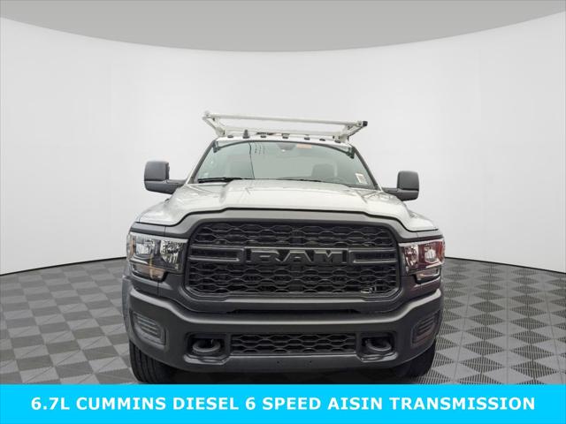 2024 RAM Ram 4500 Chassis Cab RAM 4500 TRADESMAN CHASSIS REGULAR CAB 4X2 84 CA 2024 RAM Ram 4500 Chassis Cab RAM 4500 TRADESMAN CHASSIS REGULAR CAB 4X2 84 CA