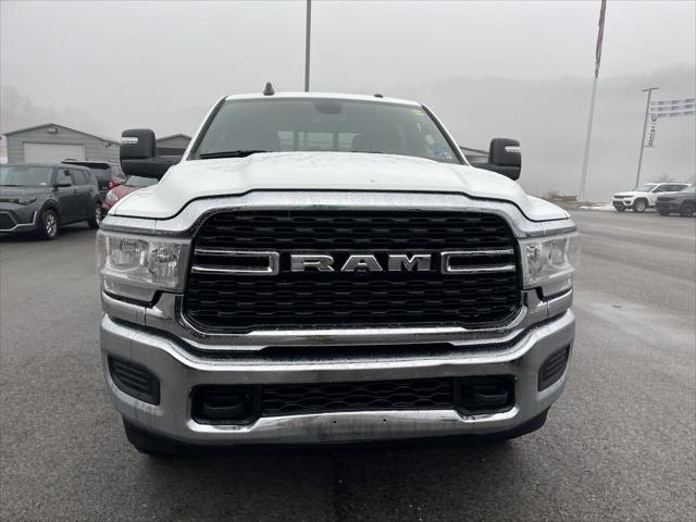 2024 RAM Ram 3500 RAM 3500 TRADESMAN CREW CAB 4X4 8 BOX