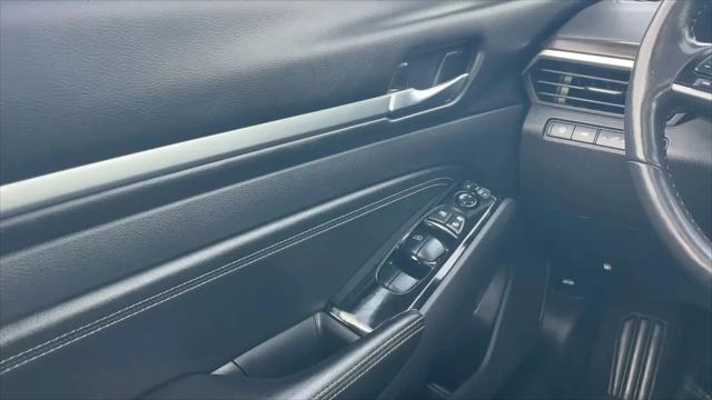 2023 Nissan Altima SL FWD