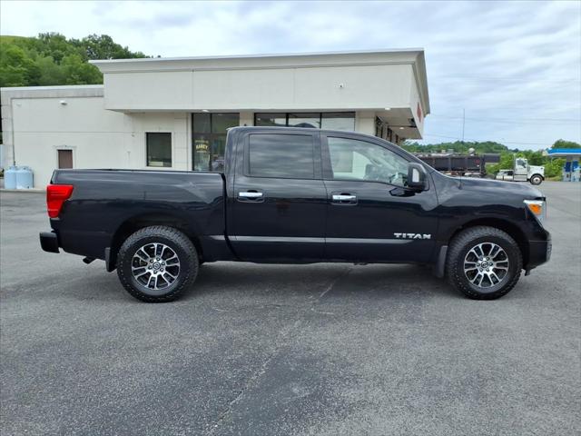 2021 Nissan TITAN Crew Cab SV 4x4