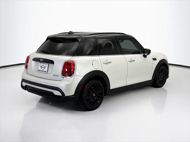2024 MINI Hardtop Cooper