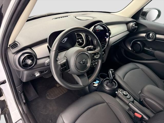 2024 MINI Hardtop Cooper