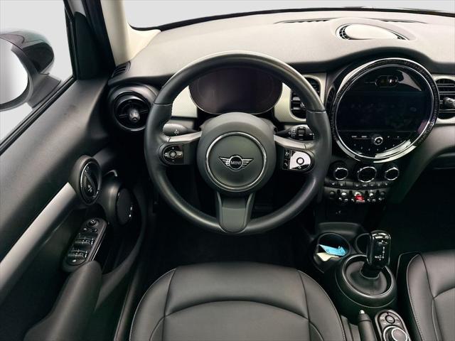 2024 MINI Hardtop Cooper