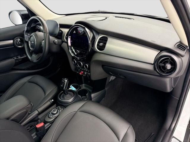 2024 MINI Hardtop Cooper