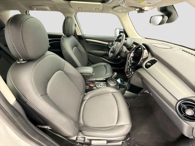 2024 MINI Hardtop Cooper