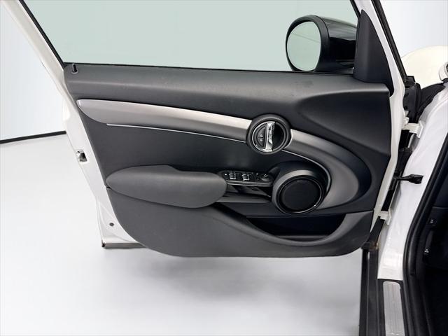 2024 MINI Hardtop Cooper