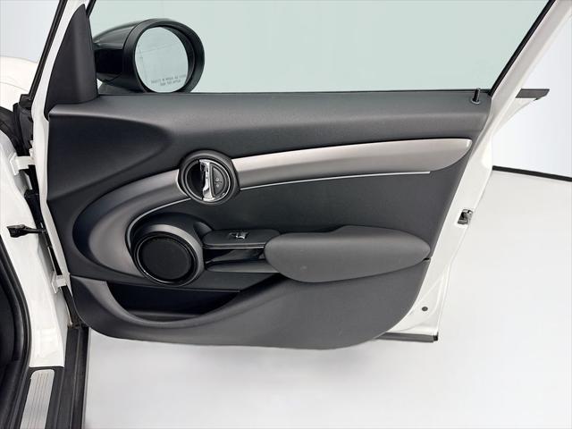 2024 MINI Hardtop Cooper