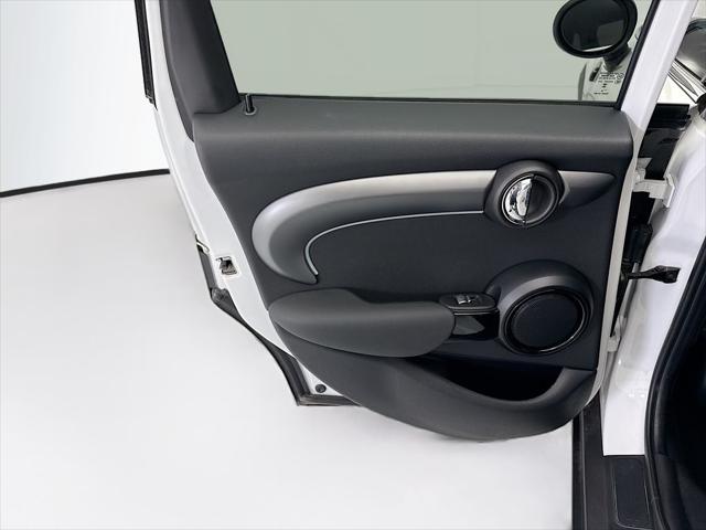 2024 MINI Hardtop Cooper