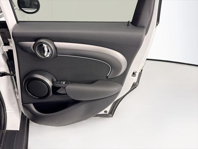 2024 MINI Hardtop Cooper