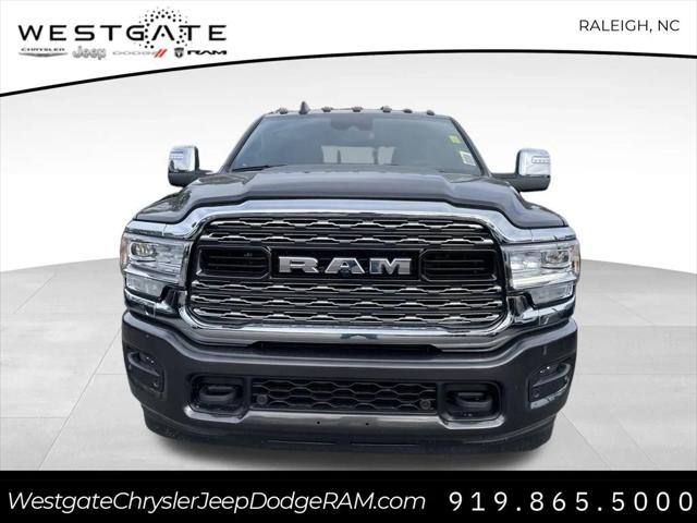 2024 RAM Ram 3500 RAM 3500 LIMITED CREW CAB 4X4 8 BOX