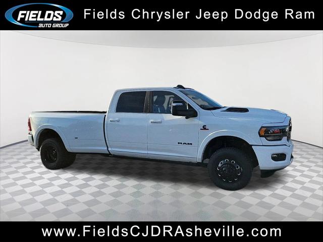 2024 RAM Ram 3500 RAM 3500 LIMITED CREW CAB 4X4 8 BOX