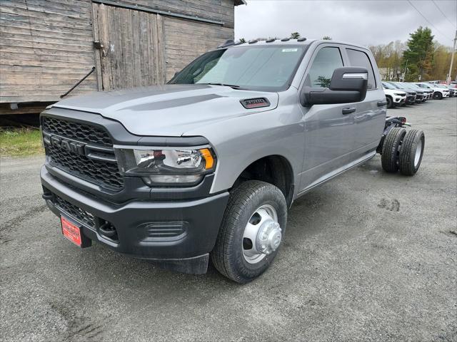 2024 RAM Ram 3500 Chassis Cab RAM 3500 TRADESMAN CREW CAB CHASSIS 4X4 60 CA
