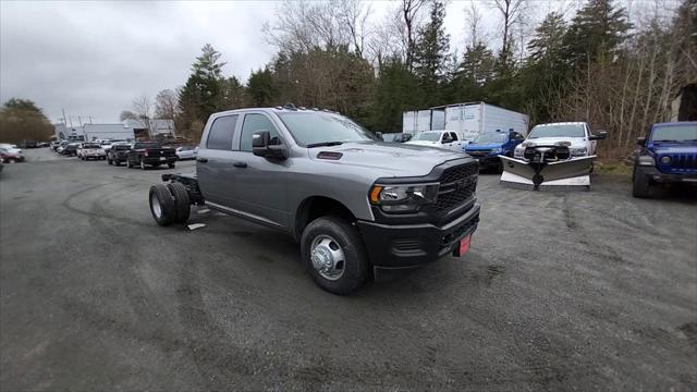 2024 RAM Ram 3500 Chassis Cab RAM 3500 TRADESMAN CREW CAB CHASSIS 4X4 60 CA