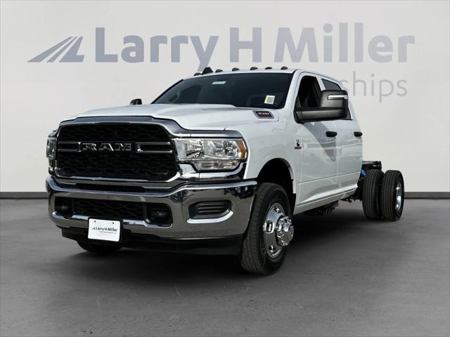 2024 RAM Ram 3500 Chassis Cab RAM 3500 TRADESMAN CREW CAB CHASSIS 4X4 60 CA