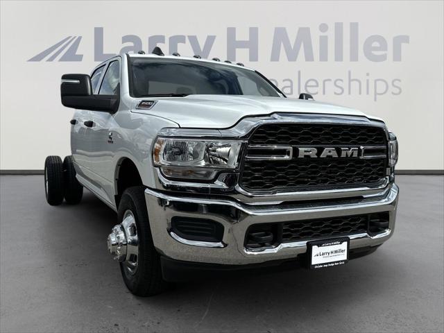 2024 RAM Ram 3500 Chassis Cab RAM 3500 TRADESMAN CREW CAB CHASSIS 4X4 60 CA