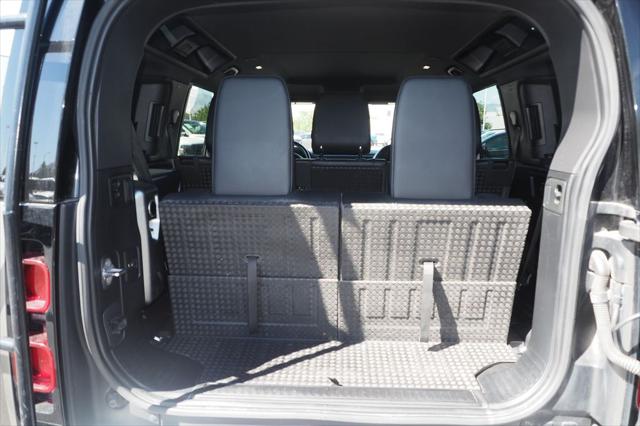 2021 Land Rover Defender 110 SE