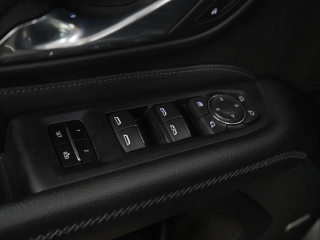 2023 GMC Yukon 4WD Denali